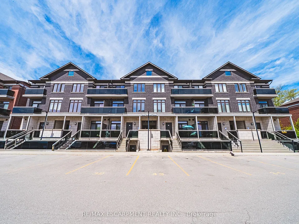 2061 Prospect St #209