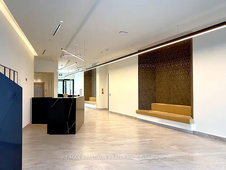 6 David Eyer Rd #Penthouse 915 — Photo 29