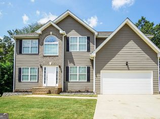 32 Leafview Ct, Dallas, GA 30157