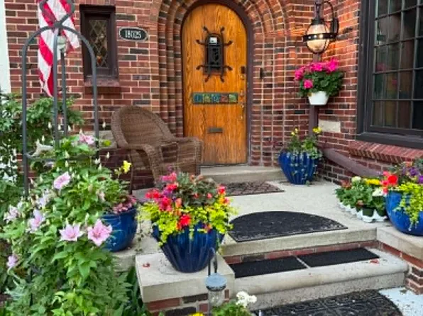 18025 Muirland St, Detroit, MI 48221