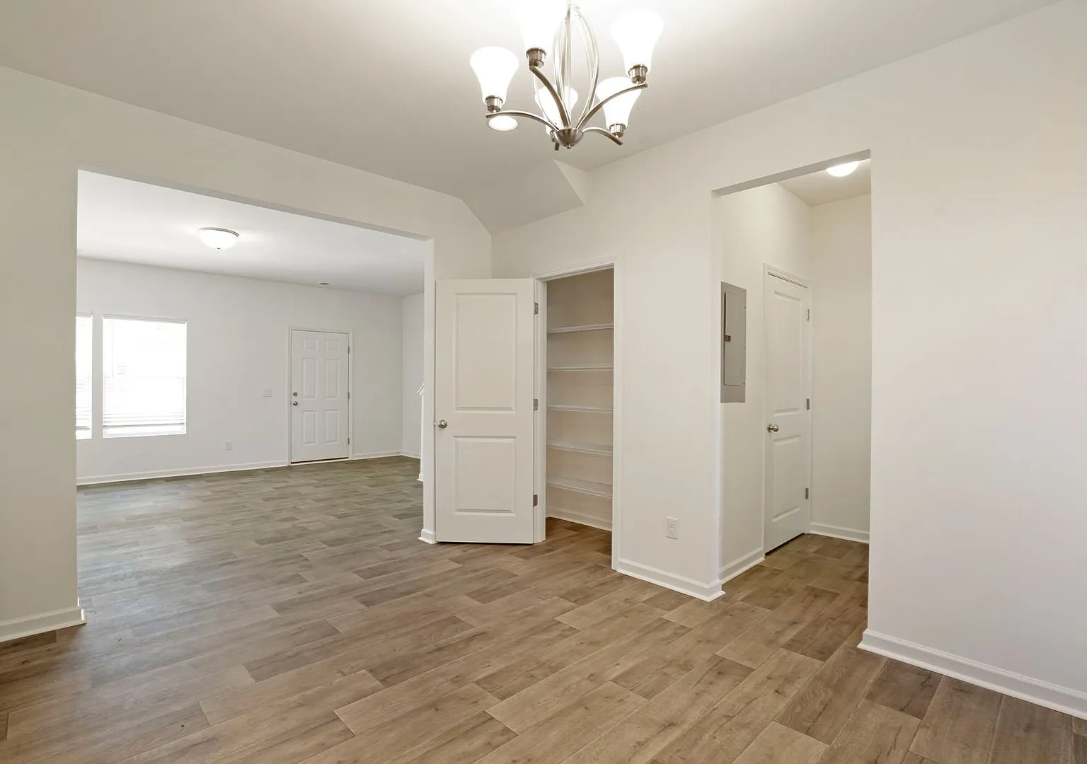 3 Bedroom Townhome Conveniently Located in Little River — Photo 4