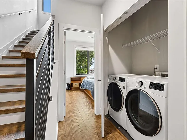 102 City View Ct NE — Photo 21