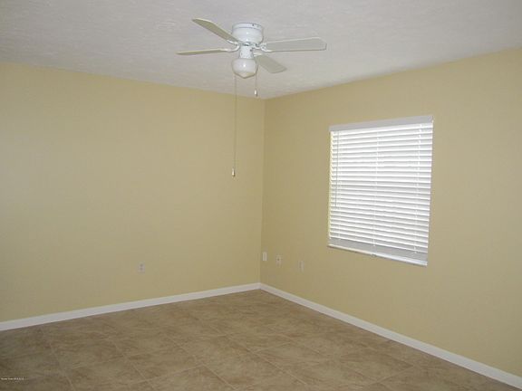 5th image of 4139 Cedar Creek Cir APT 105