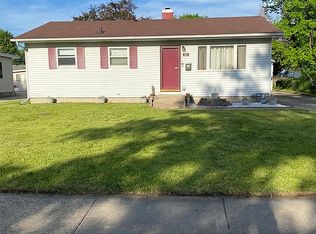 806 Pearson Dr, Joliet, IL 60435