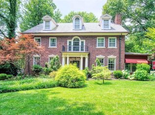 641 W Polo Dr, Saint Louis, MO