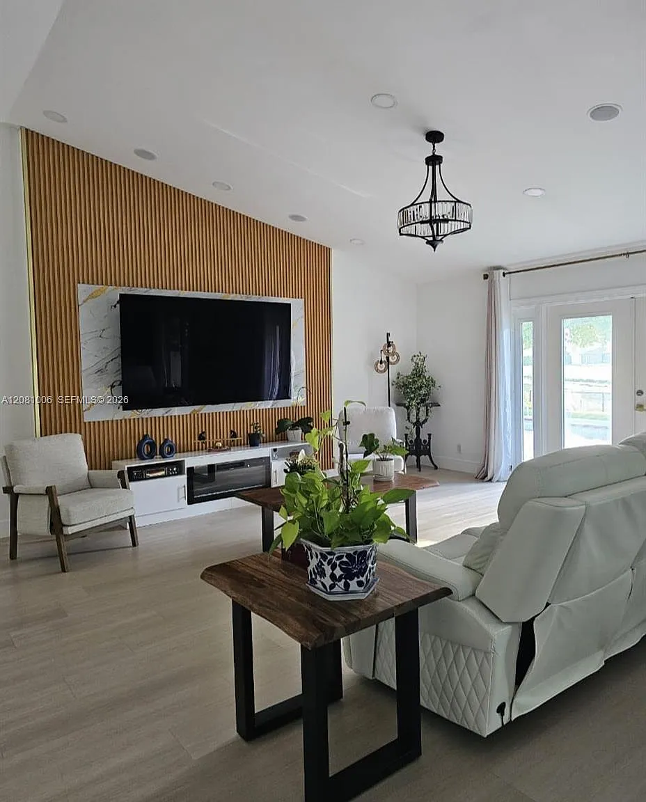 Crestwood Unit 1 Pl 4 — Photo 4