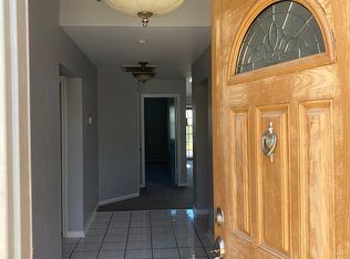 2100 Weybridge Dr, Virginia Beach, VA 23454