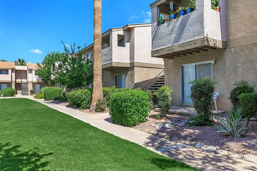 Shadowtree Apartment Homes — Photo 4