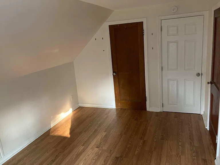 27 Glenwood St #3 — Photo 10
