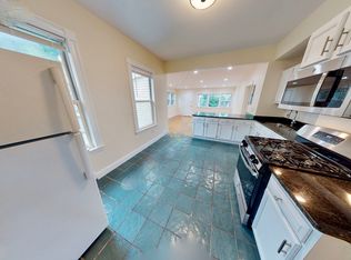 2577 Massachusetts Ave #2, Cambridge, MA 02140