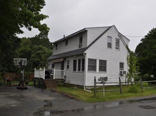 17 Hickory St, Randolph, MA 02368