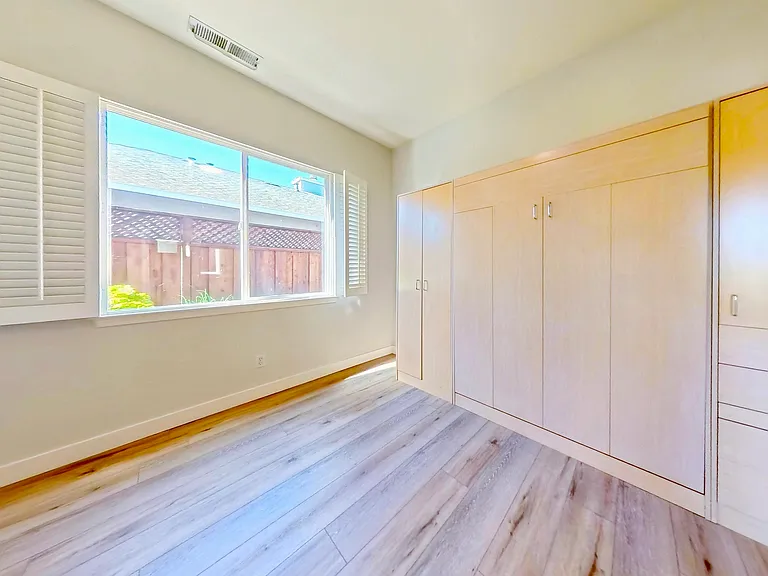 844 Signorelli Cir — Photo 16