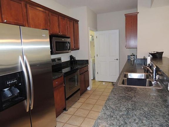 3rd image of 424 Westgreen Ln