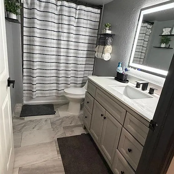 8274 Key Royal Cir #1033 — Photo 3