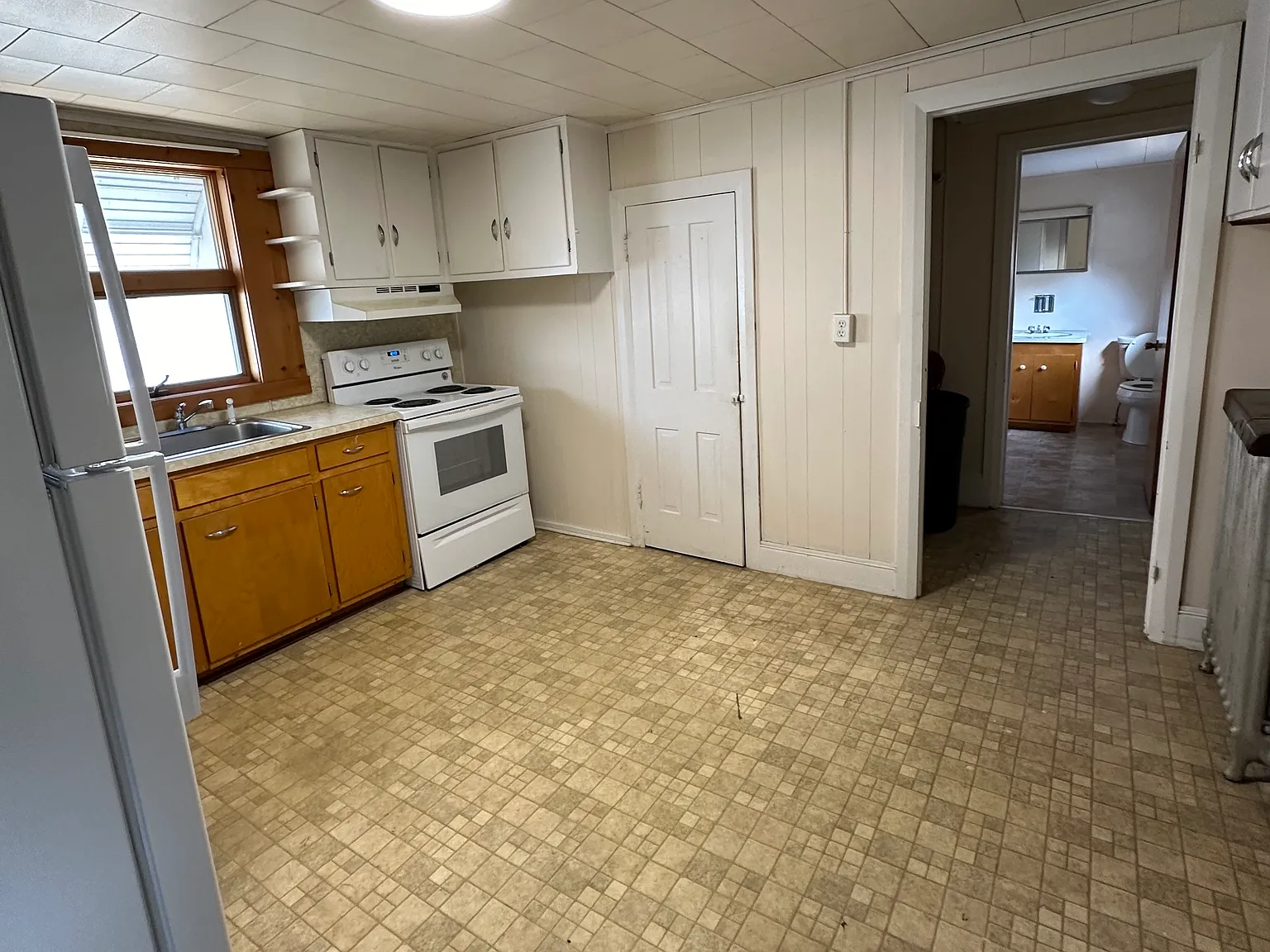 1 bed, 800 sqft, $1,250 — Photo 3