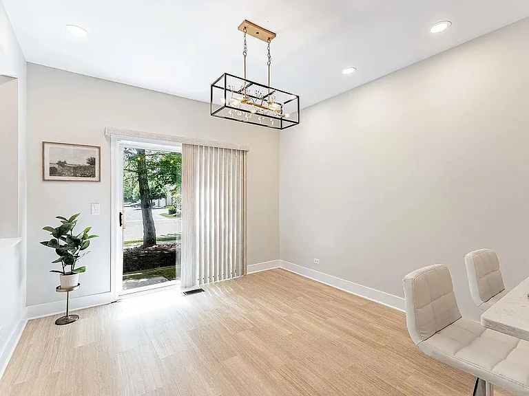 307 Abington Woods Dr — Photo 29