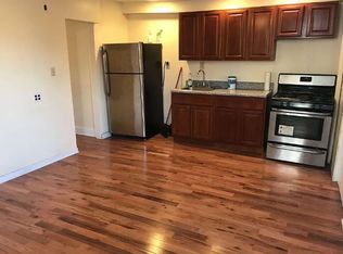 425 E 35th St #1B, Brooklyn, NY 11203