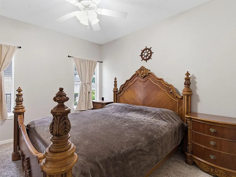 108 Somerton Dr — Photo 25