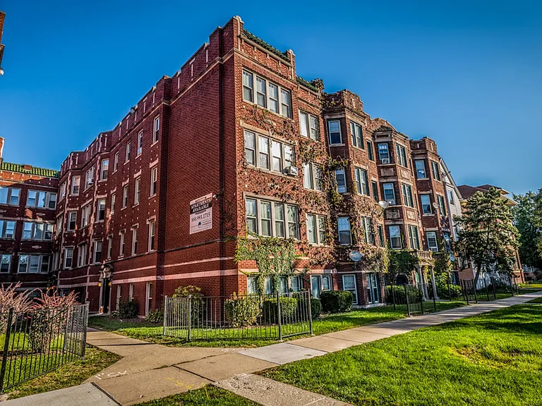 5948 W Superior — Photo 25