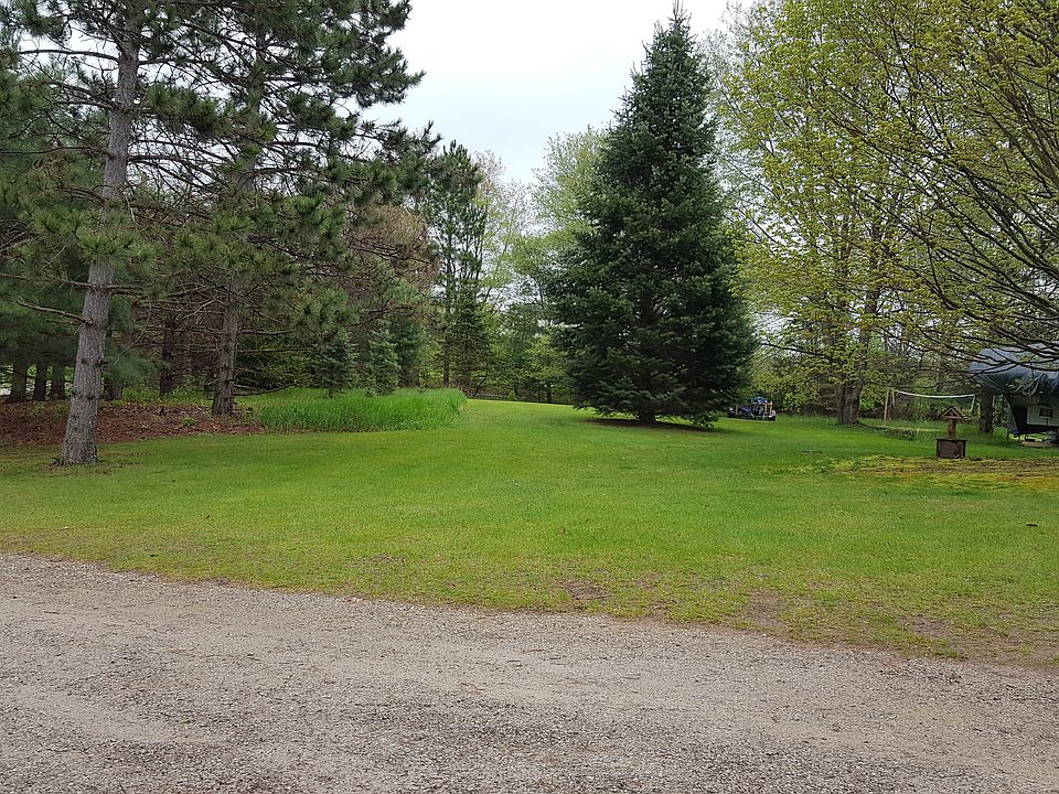 2nd image of 2738 Sue Dr