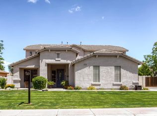 2906 E County Down Dr, Chandler, AZ 85249