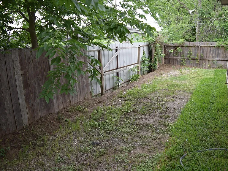 331 Tite St #A — Photo 33