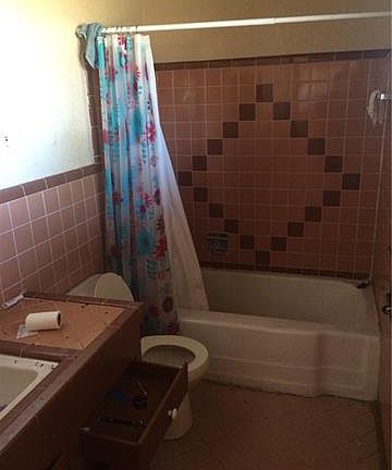 5th image of 7308 Coronet Ave