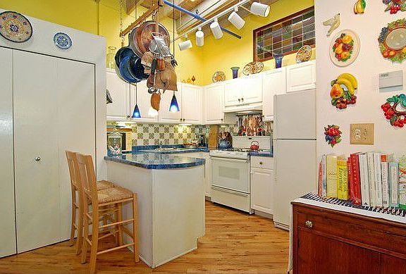 4th image of 5235 N Ravenswood Ave APT 40