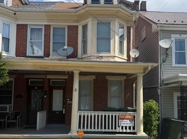 40 Fairground Ave, Hagerstown, MD 21740