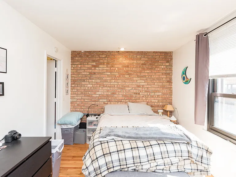 803 W Oakdale Ave #2 — Photo 7