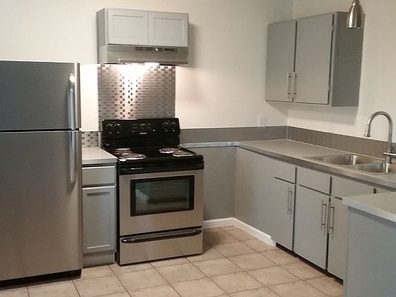 4th image of 944 33rd Ave #9