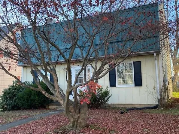 8 E 8th Ave, Clarion, PA 16214