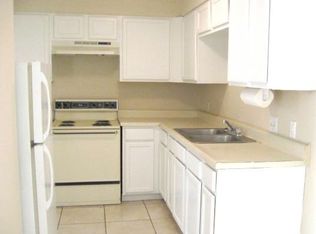 330 Fairway Dr, Monett, MO 65708