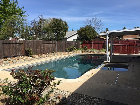 3rd image of 4129 Ernestine Way