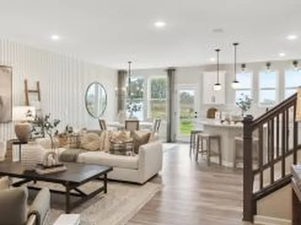 9316 Larimar Trl, Eden Prairie, MN 55347