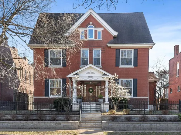3826 Arsenal St, Saint Louis, MO 63116