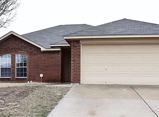 533 Dustin St, Saginaw, TX 76179