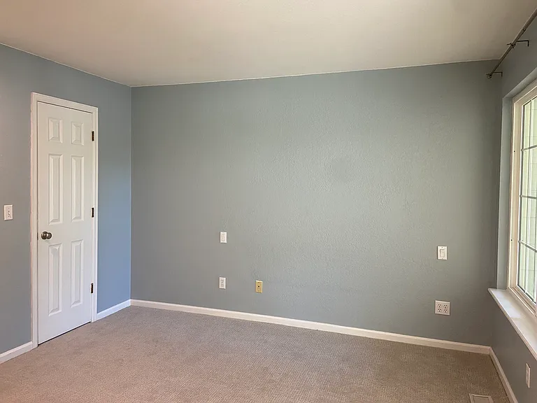 6076 Gunbarrel Ave #E — Photo 10