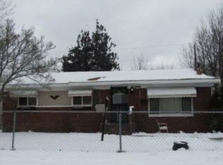 2098 Flamingo Dr, Mount Morris, MI 48458