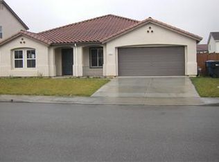 1227 Wigeon Dr, Patterson, CA 95363