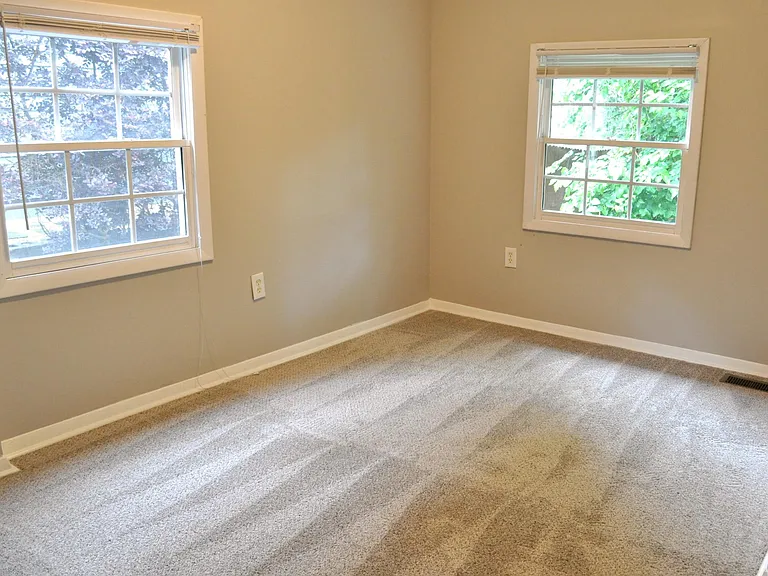 3047 Alston Dr — Photo 6