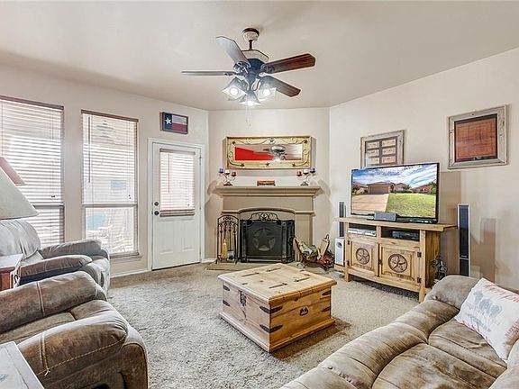 3rd image of 10604 Big Oak Dr