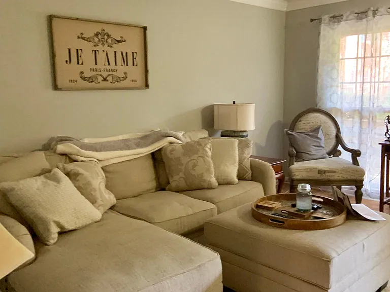 144 Albemarle Dr — Photo 10