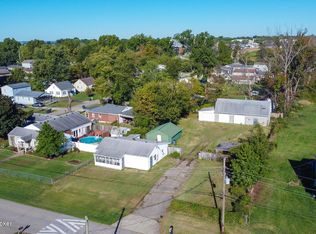 1311 Tile Factory Ln, Louisville, KY 40213
