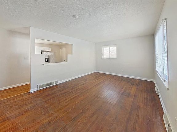 5th image of 1200 Baron Ave
