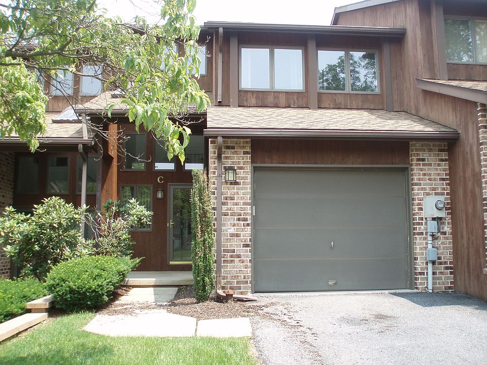 1st image of 1744 Falcon Dr APT C