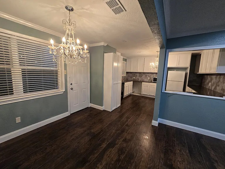 4403 Harvey Dr — Photo 10
