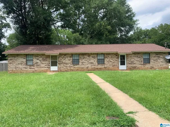 708 Francis St E, Jacksonville, AL 36265