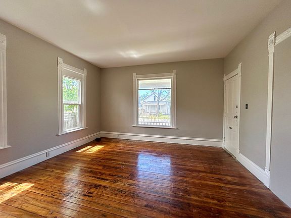 3rd image of 1182-1184 Sanford St