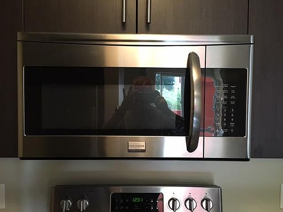 3rd image of 1231 5th St #404